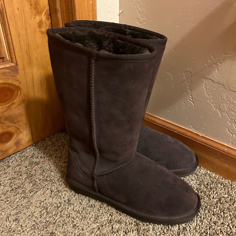 Women’s tall UGGS